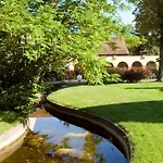 Отель Mercure Parc Du Coudray - Barbizon
