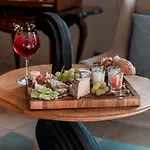 Mercure Parc Du Coudray - Barbizon فندق Le Coudray-Montceaux