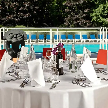 ホテル Mercure Parc Du Coudray - Barbizon 4*