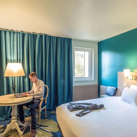 Mercure Parc Du Coudray - Barbizon ホテル