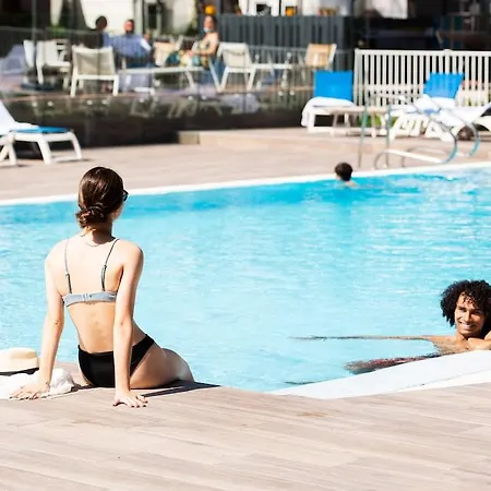 Mercure Parc Du Coudray - Barbizon 4*