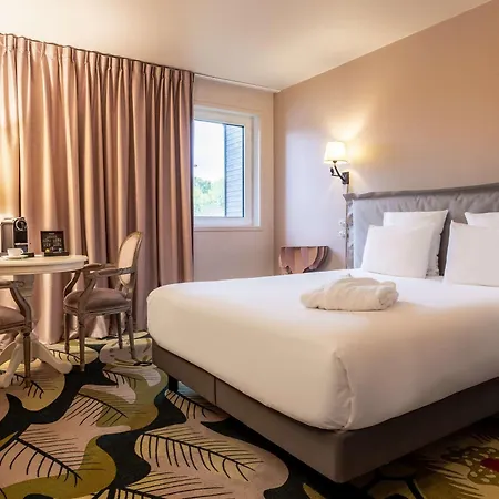 Hotel Mercure Parc Du Coudray - Barbizon Le Coudray-Montceaux