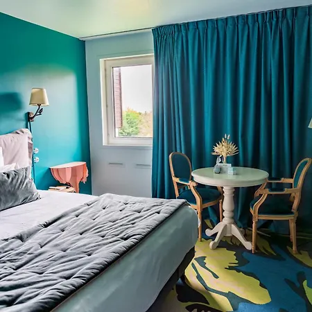 Mercure Parc Du Coudray 4*