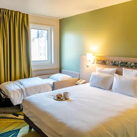 Hotel Mercure Parc Du Coudray