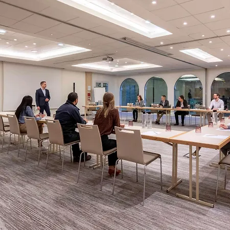 Mercure Parc Du Coudray - Barbizon Hotel 4*