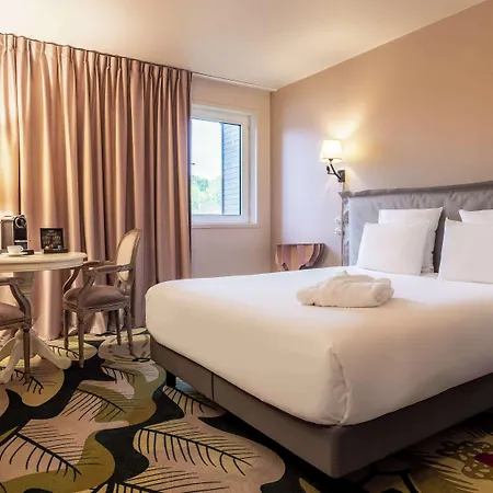 Mercure Parc Du Coudray - Barbizon Hotel