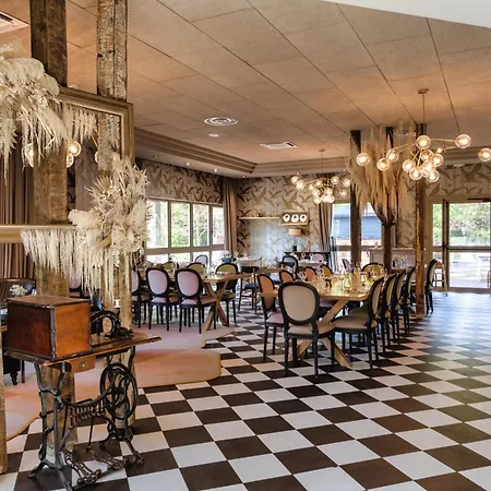 Mercure Parc Du Coudray - Barbizon Hotel Le Coudray-Montceaux