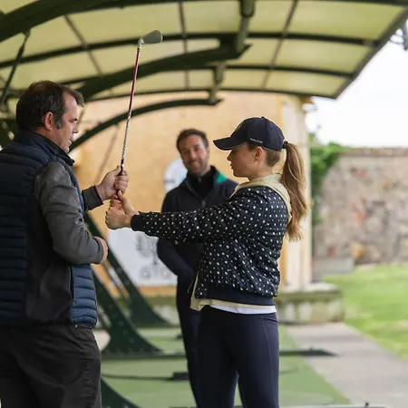 Mercure Parc Du Coudray - Barbizon Hotel Le Coudray-Montceaux