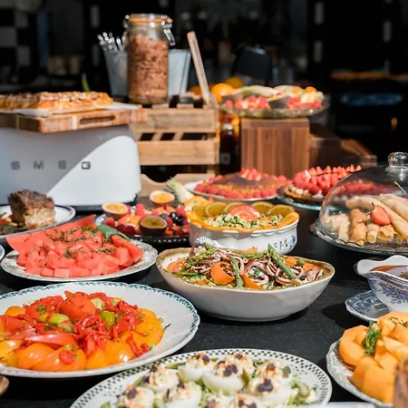 Mercure Parc Du Coudray - Barbizon ル・クードレイ・モンソー