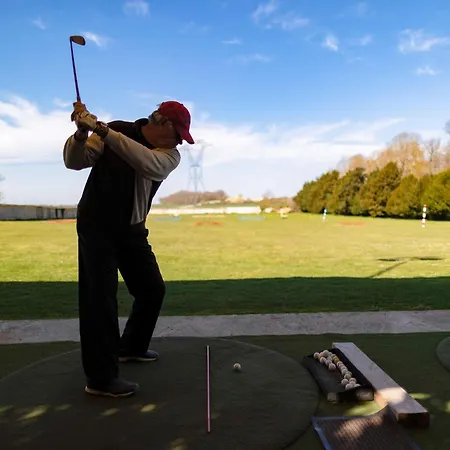 Mercure Parc Du Coudray - Barbizon 4* ル・クードレイ・モンソー