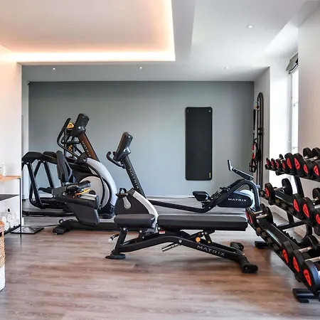 Mercure Parc Du Coudray - Barbizon ル・クードレイ・モンソー