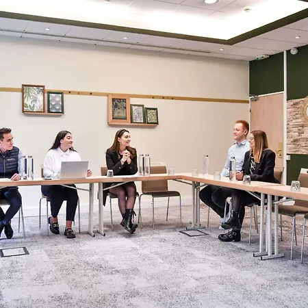 Hotel Mercure Parc Du Coudray - Barbizon 4*