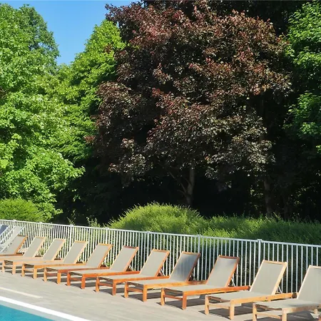 Mercure Parc Du Coudray - Barbizon 4* Le Coudray-Montceaux