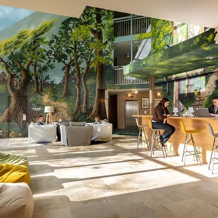 Mercure Parc Du Coudray - Barbizon 4*