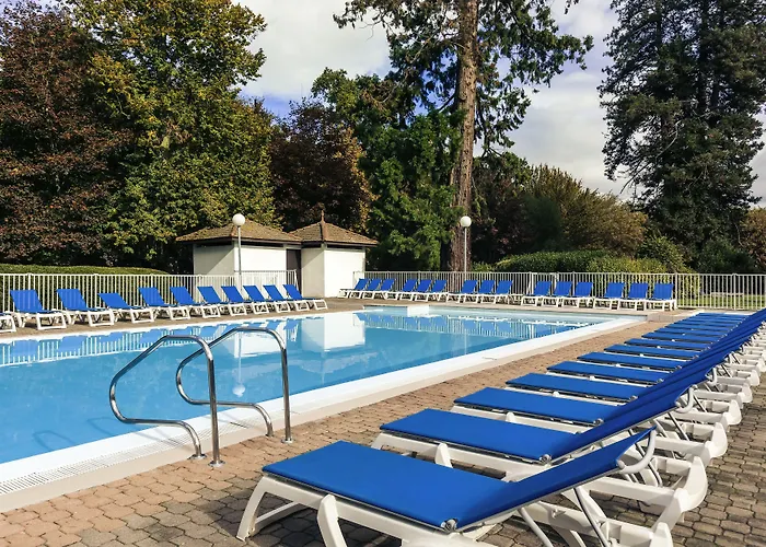 Hotell Mercure Parc Du Coudray - Barbizon Le Coudray-Montceaux