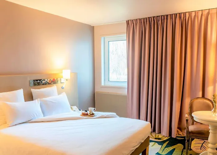 Mercure Parc Du Coudray - Barbizon Hotel 4*